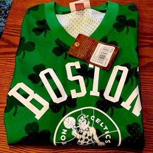 Mitchell & Ness Mesh warm up Shirt